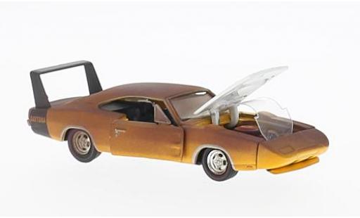 Dodge Charger 1/64 M2 Machines Daytona 440 1969 verrostet voiture Projects Release 40 modellautos