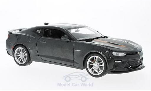 Chevrolet Camaro 1/18 Maisto Fifty mettalic grau 2017 modellautos