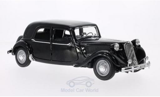 Modellautos Citroen Traction 1/18 Maisto 15 CV schwarz 1952 Citroen Traction 1/18 Maisto 15 CV schwarz 1952 modellautos