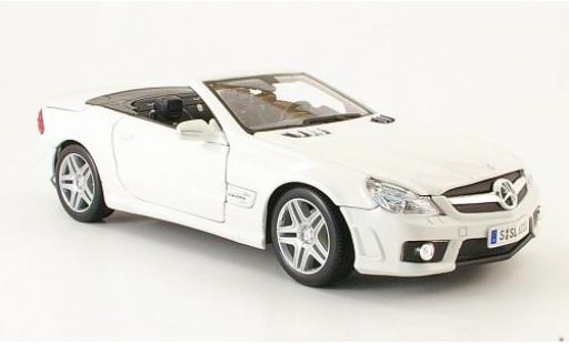 Modellautos Mercedes Classe SL 1/18 Maisto SL63 AMG weiss 2009 Mercedes Classe SL 1/18 Maisto SL63 AMG weiss 2009 modellautos