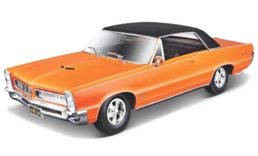 Modellautos Pontiac GTO 1/18 Maisto mettalic orange/matt-schwarz 1965 Pontiac GTO 1/18 Maisto mettalic orange/matt-schwarz 1965 modellautos