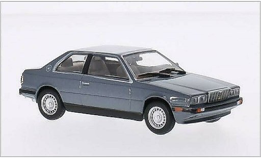 Maserati Biturbo Coupe 1/43 WhiteBox mettalic grau modellautos
