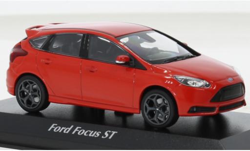 Modellautos Ford Focus 1/43 Maxichamps MK III ST rouge 2011 Ford Focus 1/43 Maxichamps MK III ST rouge 2011 modellautos