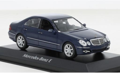 Modellautos Mercedes Classe E 1/43 Maxichamps (W211) metallise blau 2006 Mercedes Classe E 1/43 Maxichamps (W211) metallise blau 2006 modellautos