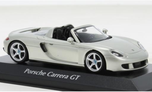Modellautos Porsche Carrera GT 1/43 Maxichamps silber 2003 Porsche Carrera GT 1/43 Maxichamps silber 2003 modellautos