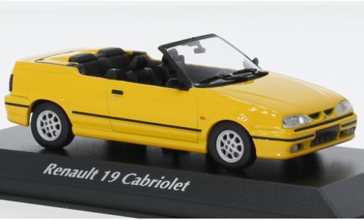 Modellautos Renault 19 1/43 Maxichamps cabriolet jaune 92 Renault 19 1/43 Maxichamps cabriolet jaune 92 modellautos