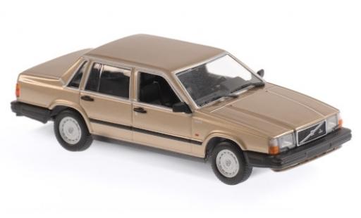 Modellautos Volvo 740 1/43 Maxichamps GL gold 1986 Volvo 740 1/43 Maxichamps GL gold 1986 modellautos