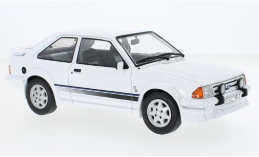 Modellautos Ford Escort 1/18 MCG MK III RS Turbo blanche 1985 Ford Escort 1/18 MCG MK III RS Turbo blanche 1985 modellautos