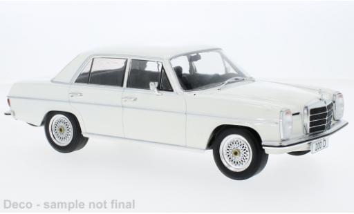 Mercedes 200 1/18 MCG D (W115) blanche 1968 modellautos