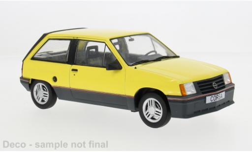 Opel Corsa 1/18 MCG A SR gelb 1983 1:18 modellautos