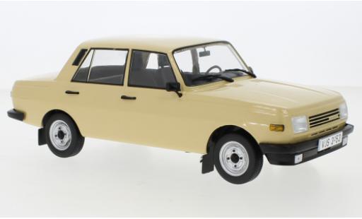 Wartburg 353 1/18 MCG beige 1985 modellautos