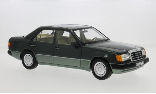 Mercedes 230 1/18 Norev E (W124) grün/grün 1990 1:18 modellautos