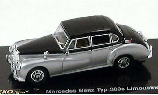 Mercedes 300 Base 1/87 Ricko Limousine grau/schwarz 1955 modellautos