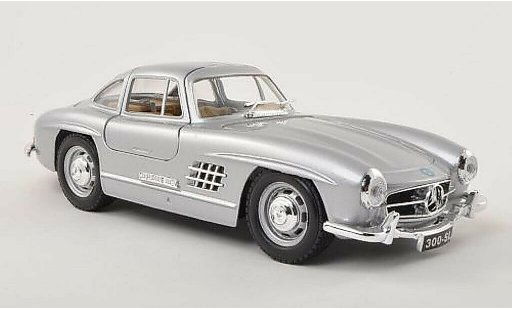 Mercedes 300 Base 1/24 Burago (W198) grau 1954 modellautos