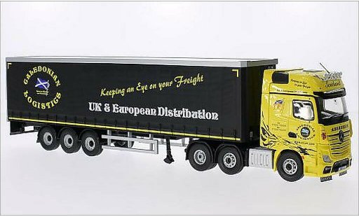 Mercedes Actros Base 1/50 Corgi MP4 RHD Caledonian Logistics modellautos