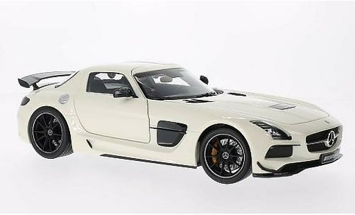 Mercedes SLS Black Series 1/18 Minichamps AMG (C197) weiss 2013 modellautos