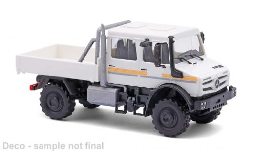 Modellautos Mercedes Unimog U 5023 weiss/Dekor 2014 1/87 Busch