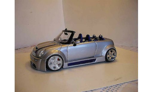 Mini Cooper S 1/18 Welly kit carrosserie complet koenigseder modellautos
