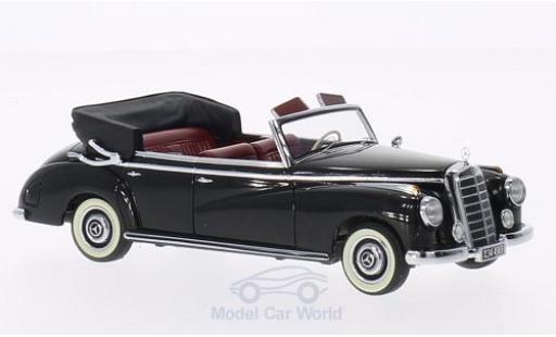 Mercedes 300 1/43 Minichamps Cabriolet (W186) schwarz 1952 modellautos