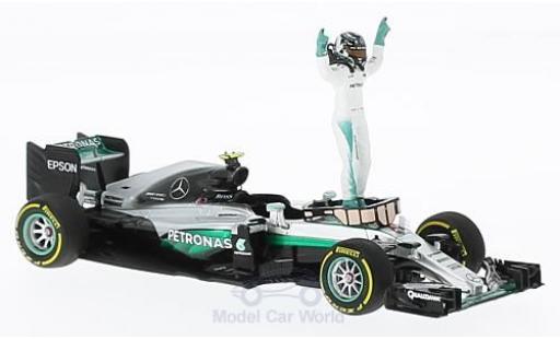 Modellautos Mercedes F1 1/43 Minichamps W07 Hybrid No.6 AMG Petronas Team Formel 1 GP Abu Dhabi 2016 mit Figur N.Rosberg Mercedes F1 1/43 Minichamps W07 Hybrid No.6 AMG Petronas Team Formel 1 GP Abu Dhabi 2016 mit Figur N.Rosberg modellautos
