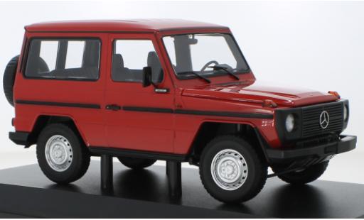 Modellautos Mercedes Classe G 1/18 Minichamps SWB (W460) rot 1980 Mercedes Classe G 1/18 Minichamps SWB (W460) rot 1980 modellautos