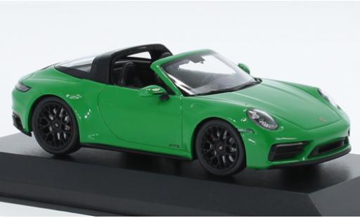 Modellautos Porsche 992 Targa 1/18 Minichamps 911  4 GTS vert 2021 Porsche 992 Targa 1/18 Minichamps 911  4 GTS vert 2021 modellautos