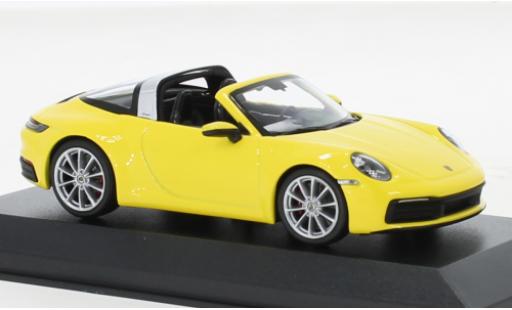 Modellautos Porsche 992 Targa 1/43 Minichamps 911  4S jaune 2020 Porsche 992 Targa 1/43 Minichamps 911  4S jaune 2020 modellautos
