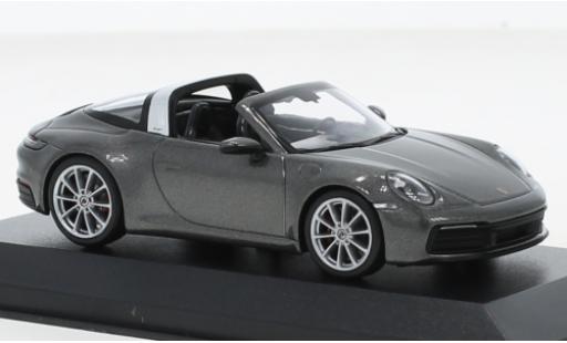 Modellautos Porsche 992 Targa 1/43 Minichamps 911  4S metallise grau 2020 Porsche 992 Targa 1/43 Minichamps 911  4S metallise grau 2020 modellautos