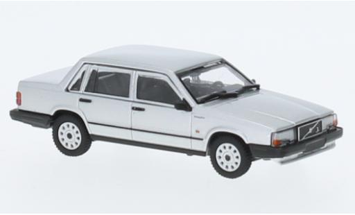 Modellautos Volvo 740 1/87 Minichamps GL d 1986 Volvo 740 1/87 Minichamps GL d 1986 modellautos