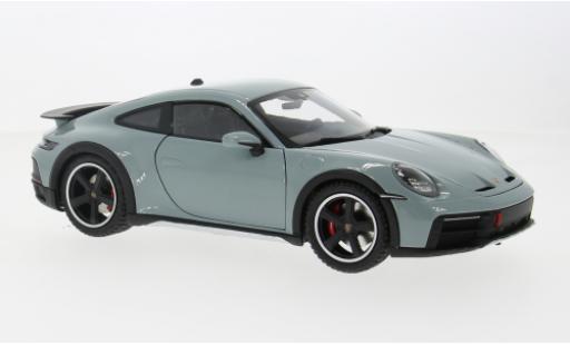 Porsche 992 1/18 Minichamps 911  Dakar metallise grün 2022 1:18 modellautos