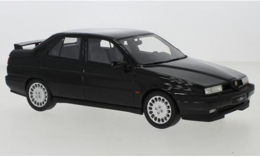 Alfa Romeo 155 1/18 Mitica 1.8 Twin Spark Silverstone schwarz 1994 modellautos
