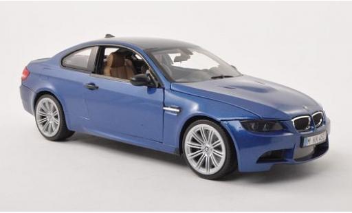 Modellautos Bmw M3 1/18 Motormax (E92M) mettalic blau/carbon 2008 Bmw M3 1/18 Motormax (E92M) mettalic blau/carbon 2008 modellautos