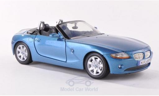 Bmw Z4 E85 1/24 Motormax (E85) mettalic blau 2003 Verdeck geöffnet modellautos