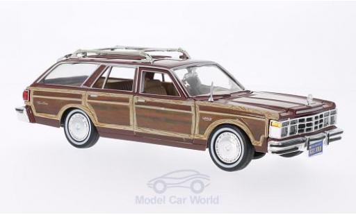 Chrysler Le Baron 1/24 Motormax Town & Country mettalic braun/Holzoptik 1979 ohne Vitrine modellautos