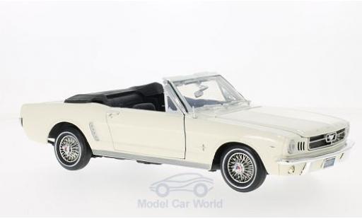 Modellautos Ford Mustang 1/18 Motormax Cabrio weiss 1964 Ford Mustang 1/18 Motormax Cabrio weiss 1964 modellautos