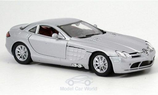Mercedes SLR 1/24 Motormax McLaren silber modellautos
