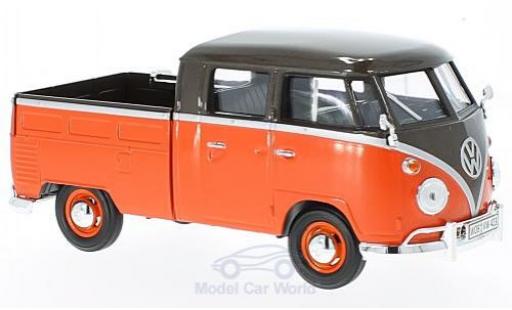 Modellautos Volkswagen T1 B 1/24 Motormax mettalic braun/rot Pick Up mit Surfboard Volkswagen T1 B 1/24 Motormax mettalic braun/rot Pick Up mit Surfboard modellautos