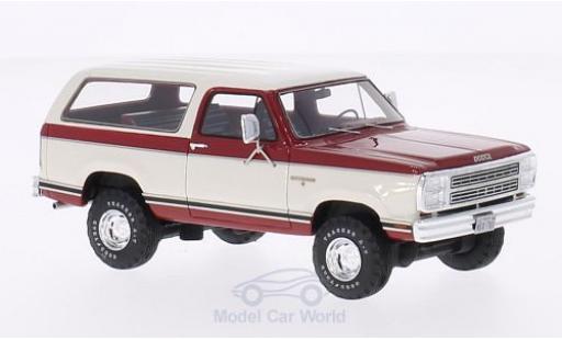 Modellautos Dodge RAM 1/43 Neo Ramcharger rot/weiss 1979 Dodge RAM 1/43 Neo Ramcharger rot/weiss 1979 modellautos