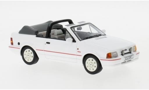 Modellautos Ford Escort 1/43 Neo MKIV XR3i Cabriolet weiss 1986 Ford Escort 1/43 Neo MKIV XR3i Cabriolet weiss 1986 modellautos