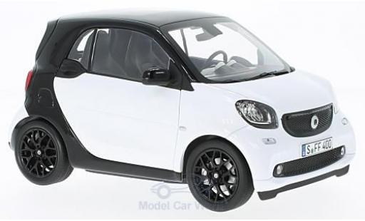 Modellautos Smart ForTwo 1/18 Norev fortwo weiss/schwarz 2015 Smart ForTwo 1/18 Norev fortwo weiss/schwarz 2015 modellautos