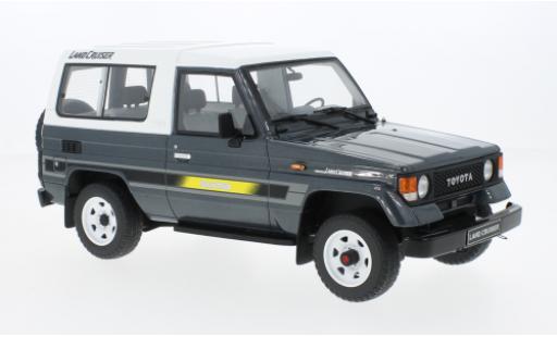 Modellautos Toyota Land Cruiser 1/18 Ottomobile 73 metallise grau 1987 Toyota Land Cruiser 1/18 Ottomobile 73 metallise grau 1987 modellautos