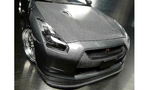 Nissan Skyline R35 1/18 Autoart carbone modellautos