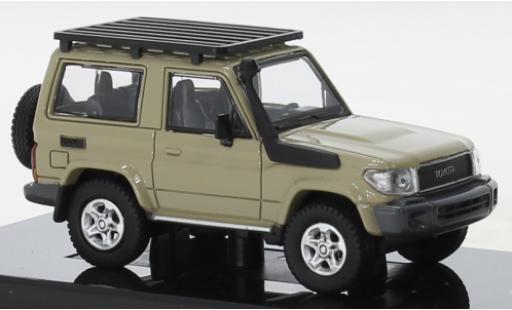 Modellautos Toyota Land Cruiser 1/64 Para64 71 SWB beige 2014 Toyota Land Cruiser 1/64 Para64 71 SWB beige 2014 modellautos