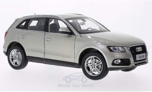 Modellautos Audi Q5 1/18 Paudi mettalic beige 2014 Audi Q5 1/18 Paudi mettalic beige 2014 modellautos
