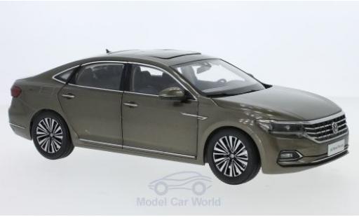 Modellautos Volkswagen Passat 1/18 Paudi mettalic grau 2019 Volkswagen Passat 1/18 Paudi mettalic grau 2019 modellautos