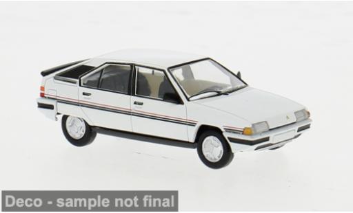Modellautos Citroen BX 1/87 PCX87 weiss 1982 1:87 Citroen BX 1/87 PCX87 weiss 1982 1:87 modellautos