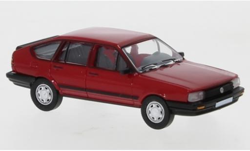 Modellautos Volkswagen Passat 1/87 PCX87 B2 rot 1985 Volkswagen Passat 1/87 PCX87 B2 rot 1985 modellautos