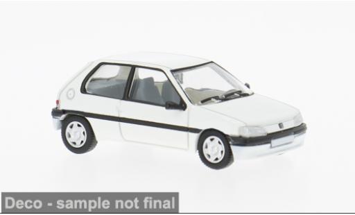 Peugeot 106 1/87 PCX87 weiss 1991 1:87 modellautos
