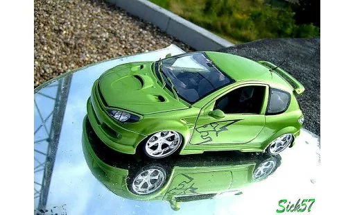 Peugeot 206 RC 1/18 Norev esquiss auto kiwi modellautos