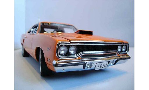 Porsche 911 Base 1/18 GMP road runner 1970 limited edition of modellautos